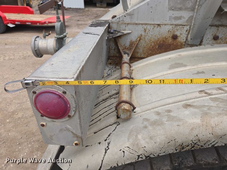 image for item EB1414 1972 Acro tank trailer