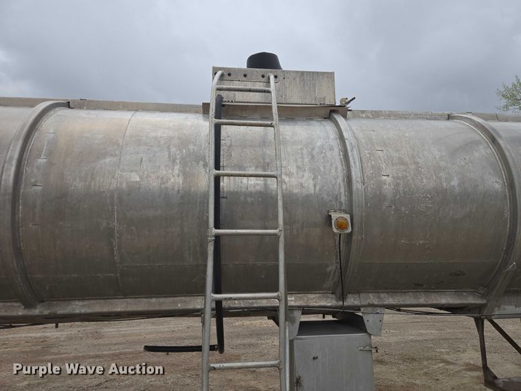 image for item EB1414 1972 Acro tank trailer