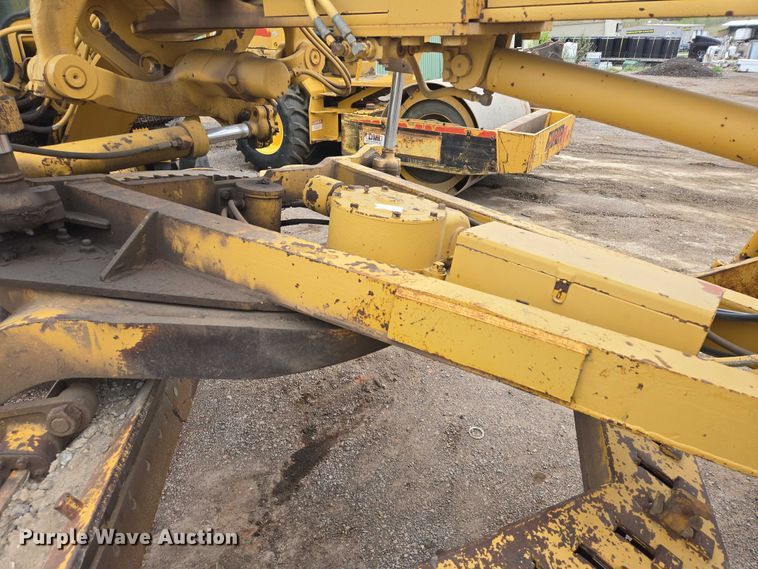image for item EB1440 1978 Caterpillar 130G motor grader