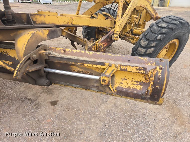 image for item EB1440 1978 Caterpillar 130G motor grader