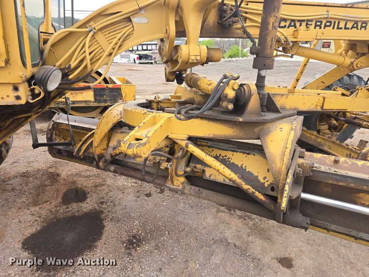 image for item EB1440 1978 Caterpillar 130G motor grader