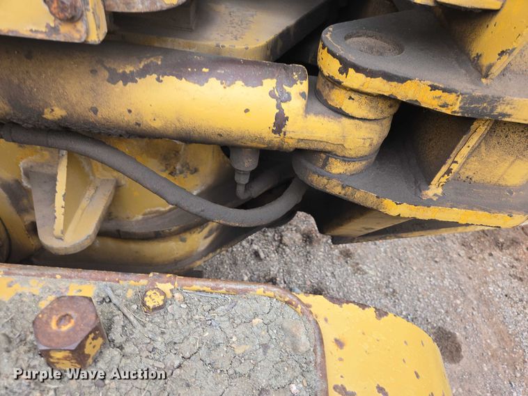 image for item EB1440 1978 Caterpillar 130G motor grader