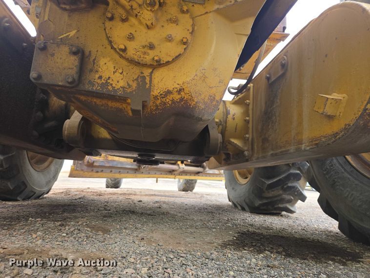 image for item EB1440 1978 Caterpillar 130G motor grader