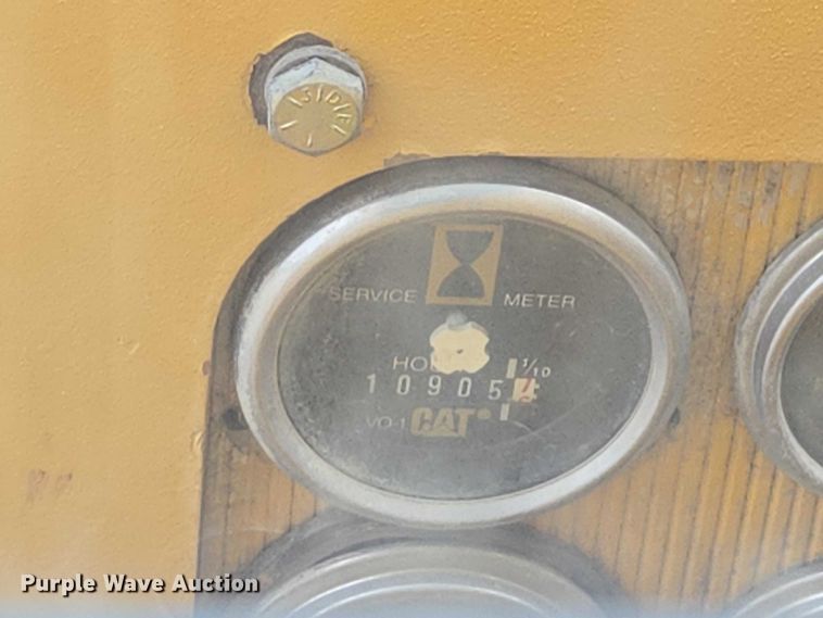image for item EB1440 1978 Caterpillar 130G motor grader