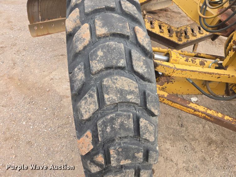 image for item EB1440 1978 Caterpillar 130G motor grader