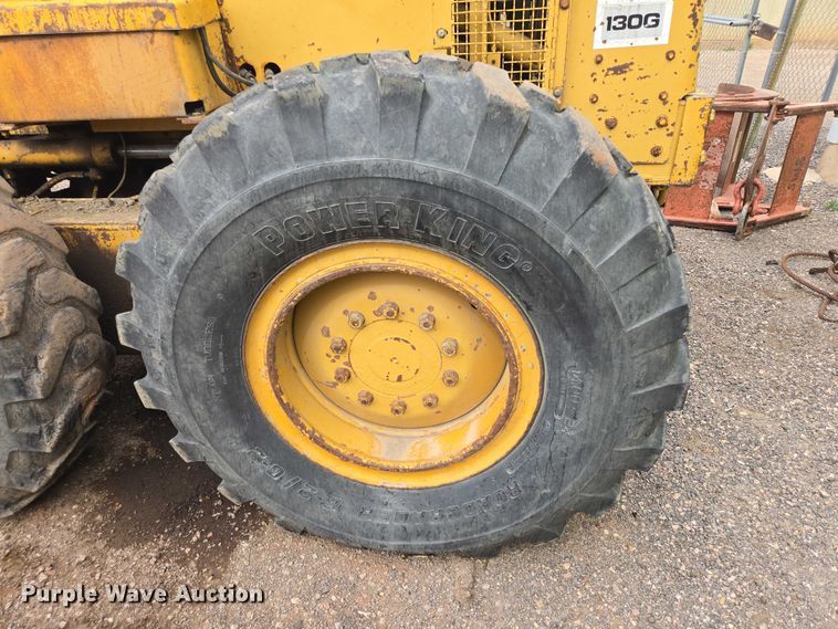 image for item EB1440 1978 Caterpillar 130G motor grader