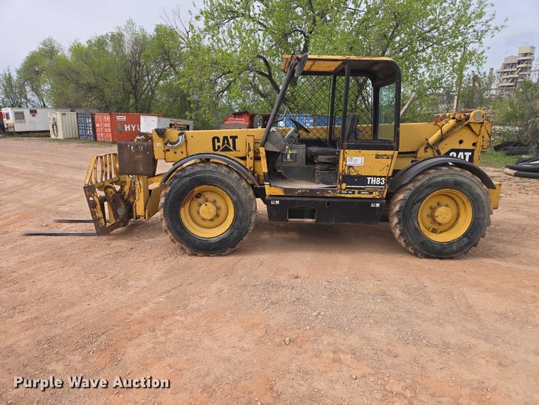 image for item EB1441 2000 Caterpillar TH83 telehandler