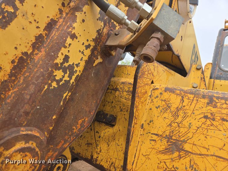 image for item EB1441 2000 Caterpillar TH83 telehandler