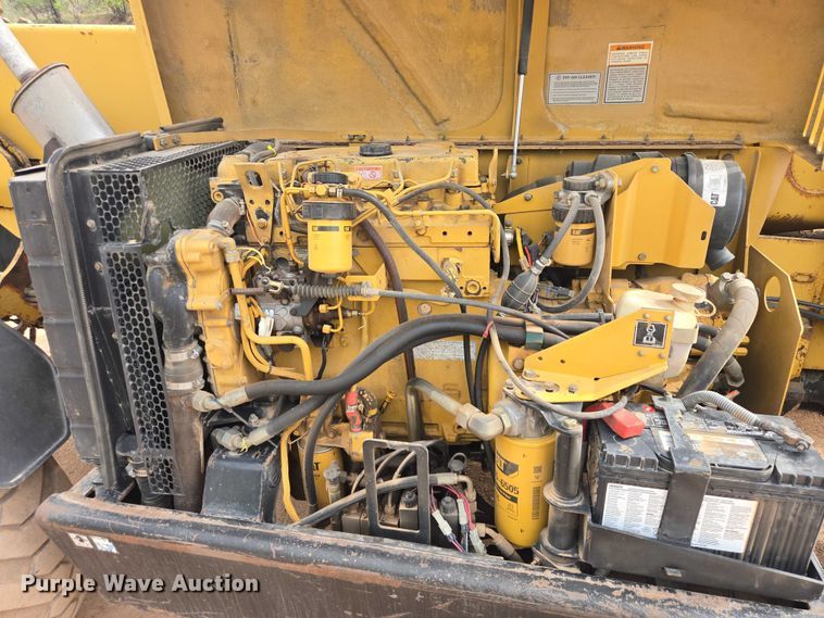 image for item EB1441 2000 Caterpillar TH83 telehandler