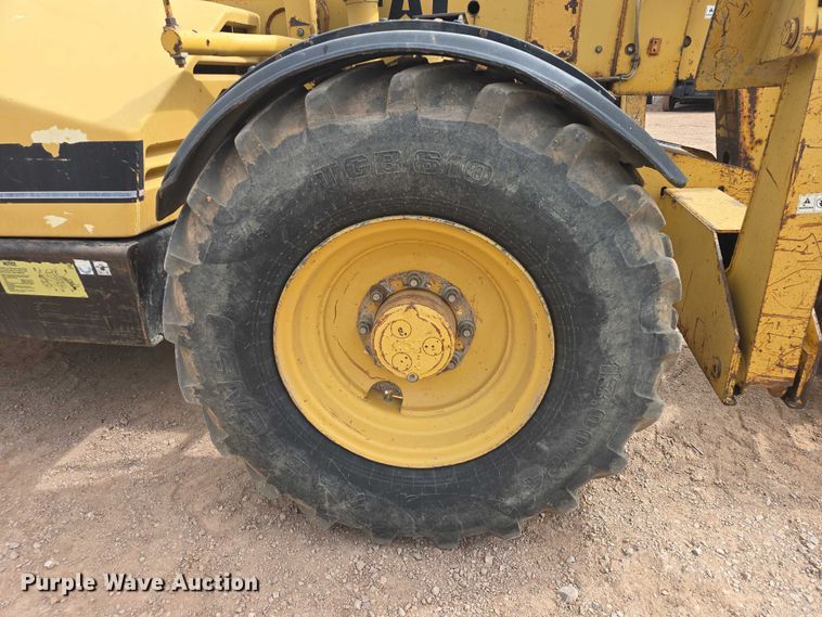 image for item EB1441 2000 Caterpillar TH83 telehandler