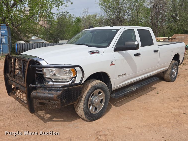 image for item EB1442 2019 RAM 2500HD Crew Cab pickup truck