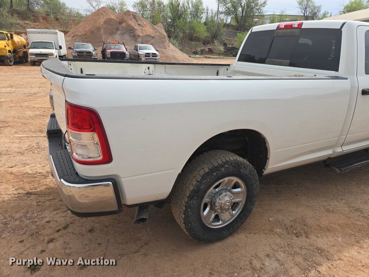image for item EB1442 2019 RAM 2500HD Crew Cab pickup truck