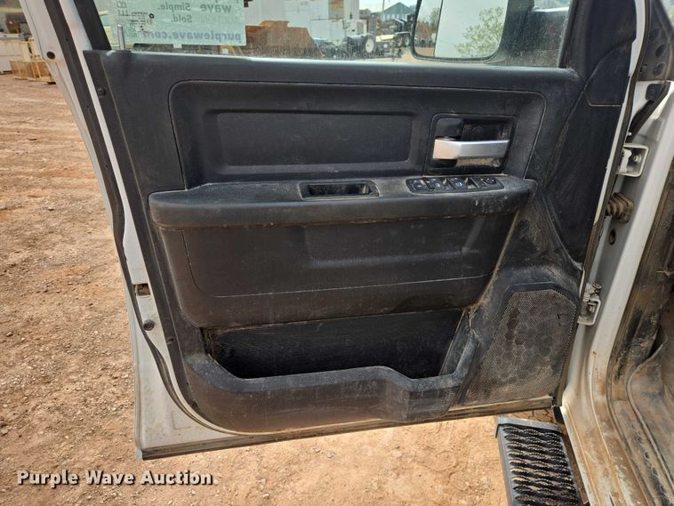 image for item EB1442 2019 RAM 2500HD Crew Cab pickup truck