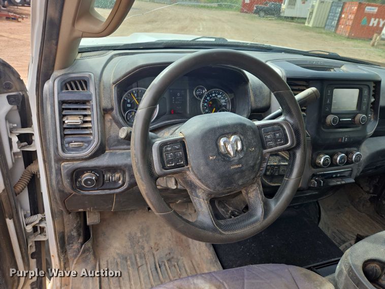 image for item EB1442 2019 RAM 2500HD Crew Cab pickup truck