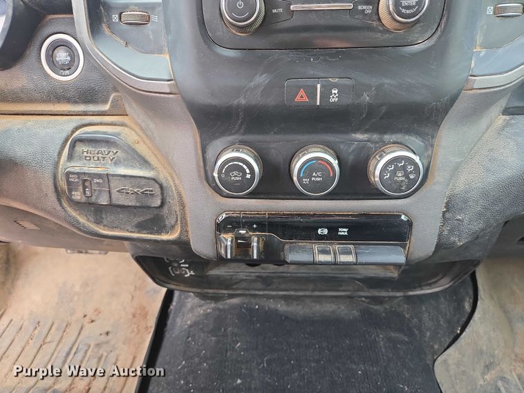 image for item EB1442 2019 RAM 2500HD Crew Cab pickup truck