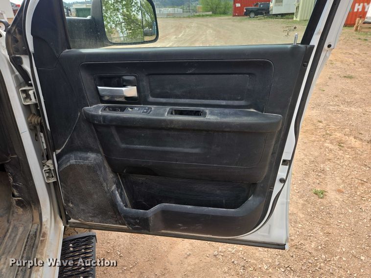 image for item EB1442 2019 RAM 2500HD Crew Cab pickup truck