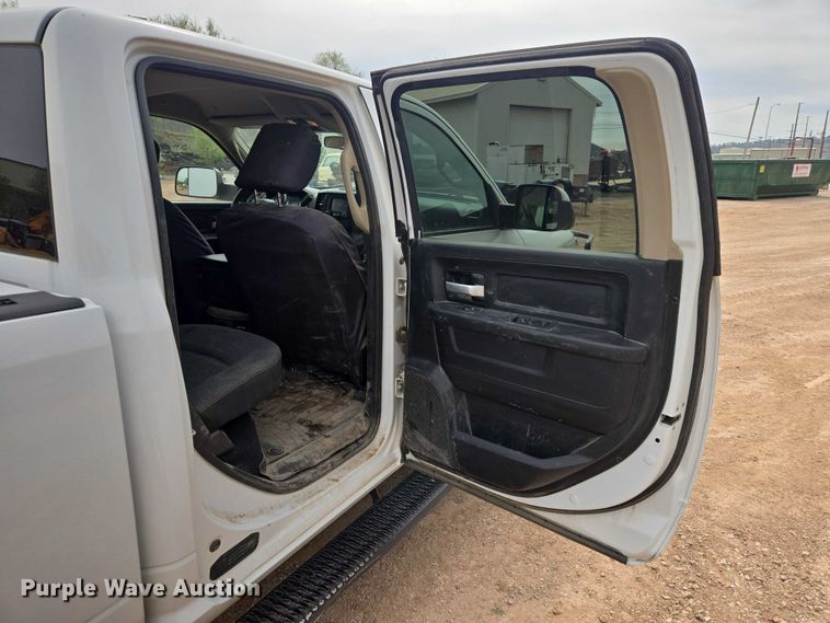 image for item EB1442 2019 RAM 2500HD Crew Cab pickup truck