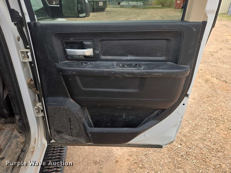 image for item EB1442 2019 RAM 2500HD Crew Cab pickup truck