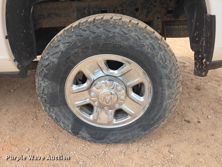 image for item EB1442 2019 RAM 2500HD Crew Cab pickup truck