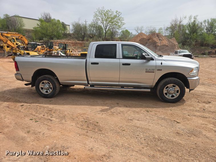 image for item EB1443 2015 RAM 2500HD Crew Cab pickup truck