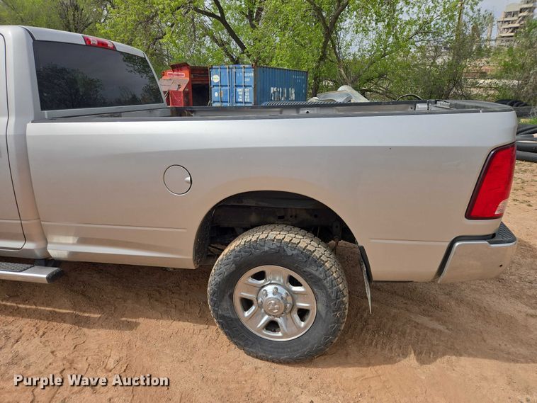 image for item EB1443 2015 RAM 2500HD Crew Cab pickup truck