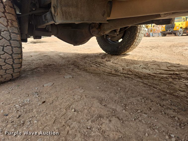 image for item EB1443 2015 RAM 2500HD Crew Cab pickup truck