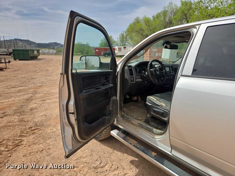 image for item EB1443 2015 RAM 2500HD Crew Cab pickup truck