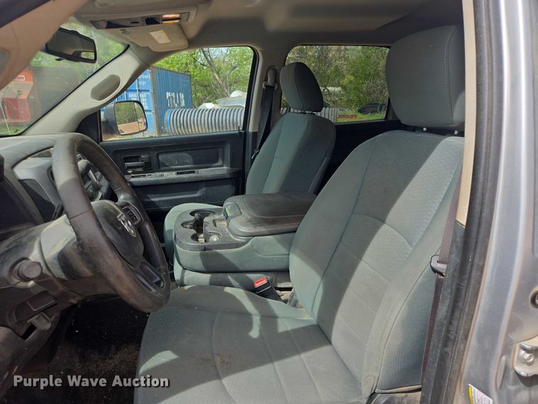 image for item EB1443 2015 RAM 2500HD Crew Cab pickup truck