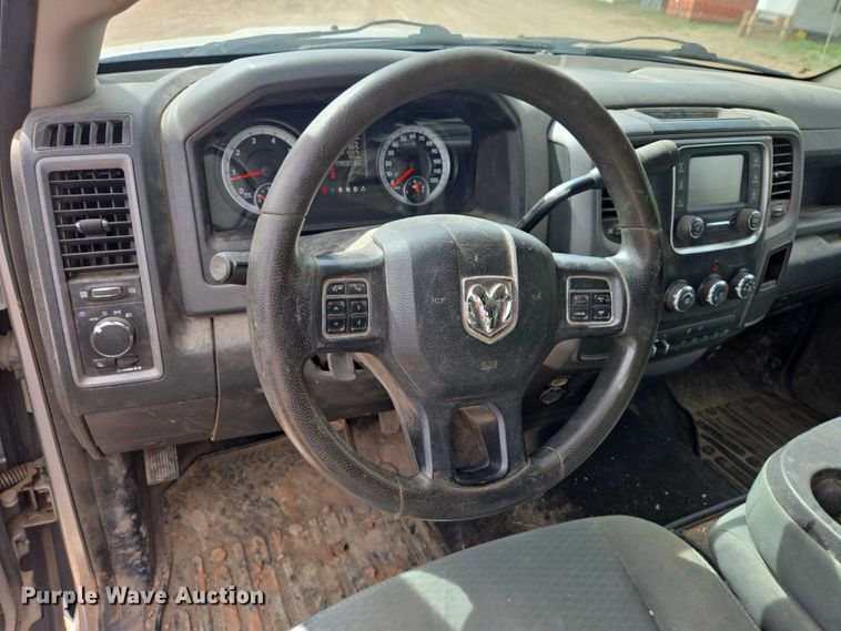 image for item EB1443 2015 RAM 2500HD Crew Cab pickup truck