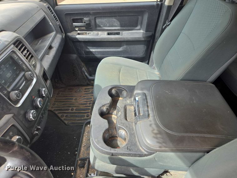 image for item EB1443 2015 RAM 2500HD Crew Cab pickup truck