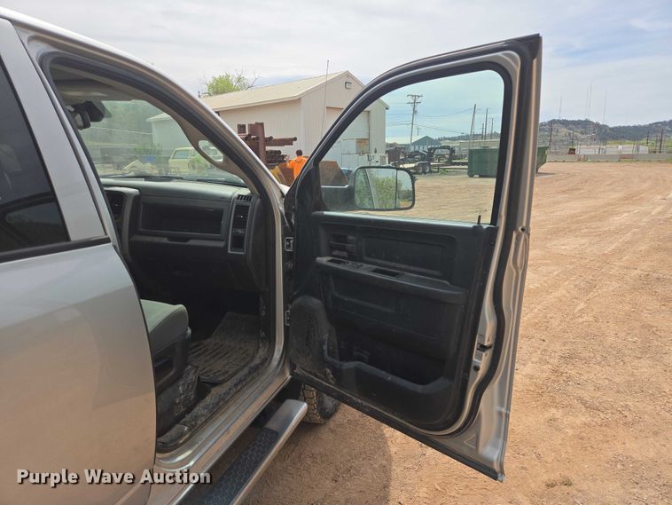 image for item EB1443 2015 RAM 2500HD Crew Cab pickup truck