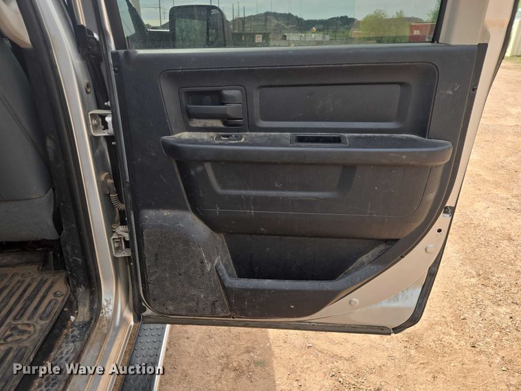 image for item EB1443 2015 RAM 2500HD Crew Cab pickup truck