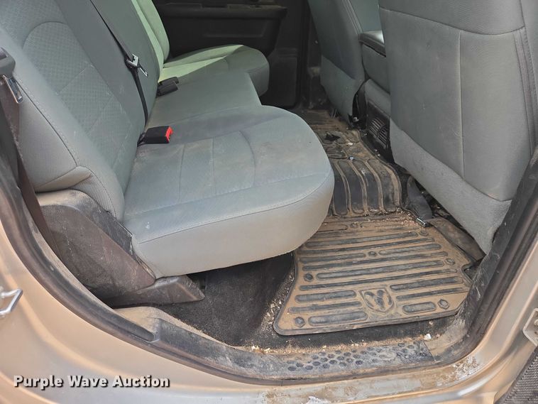 image for item EB1443 2015 RAM 2500HD Crew Cab pickup truck