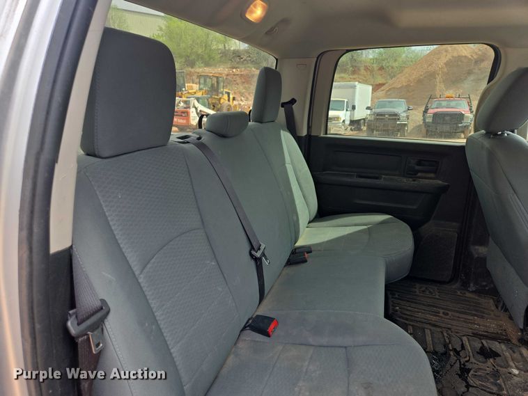 image for item EB1443 2015 RAM 2500HD Crew Cab pickup truck
