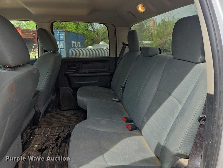 image for item EB1443 2015 RAM 2500HD Crew Cab pickup truck
