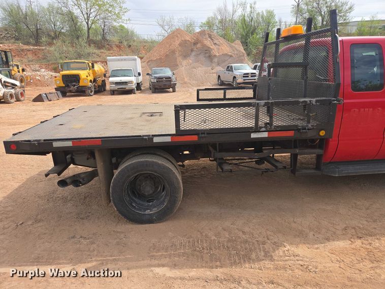 image for item EB1444 2011 Ford F550 Super Duty XL Ext. Cab flatbed truck
