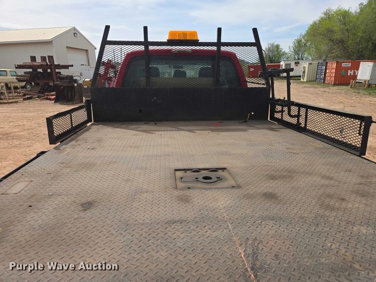 image for item EB1444 2011 Ford F550 Super Duty XL Ext. Cab flatbed truck