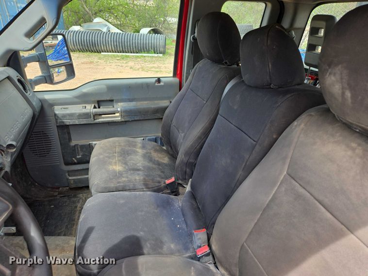 image for item EB1444 2011 Ford F550 Super Duty XL Ext. Cab flatbed truck