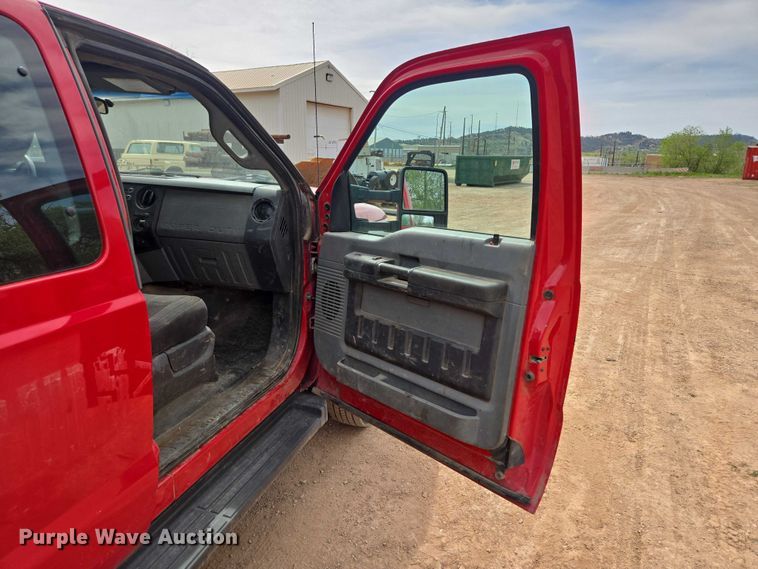 image for item EB1444 2011 Ford F550 Super Duty XL Ext. Cab flatbed truck
