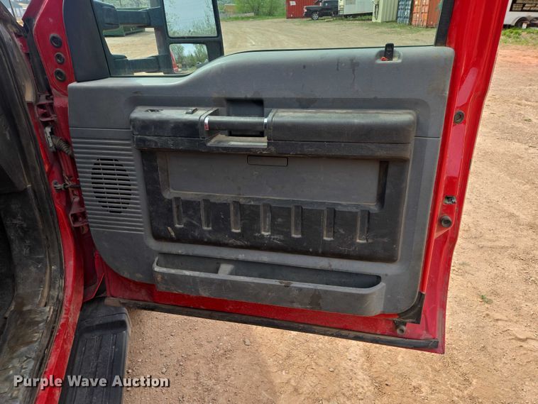image for item EB1444 2011 Ford F550 Super Duty XL Ext. Cab flatbed truck