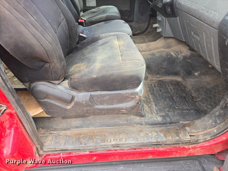 image for item EB1444 2011 Ford F550 Super Duty XL Ext. Cab flatbed truck