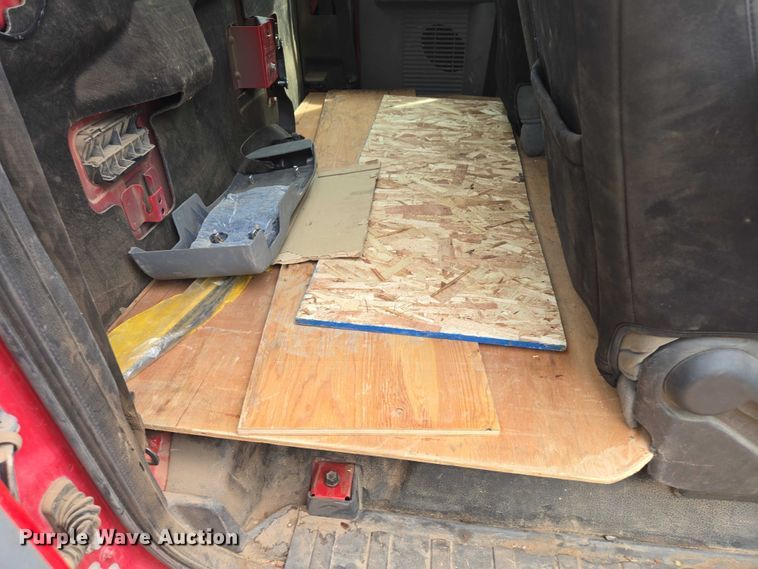image for item EB1444 2011 Ford F550 Super Duty XL Ext. Cab flatbed truck