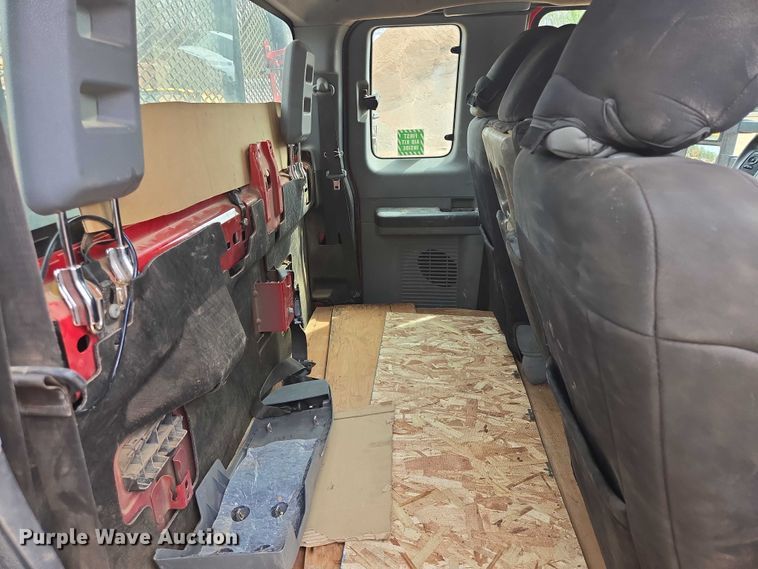 image for item EB1444 2011 Ford F550 Super Duty XL Ext. Cab flatbed truck