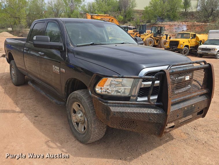 image for item EB1445 2014 RAM 2500HD Crew Cab pickup truck
