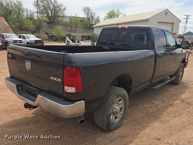 image for item EB1445 2014 RAM 2500HD Crew Cab pickup truck