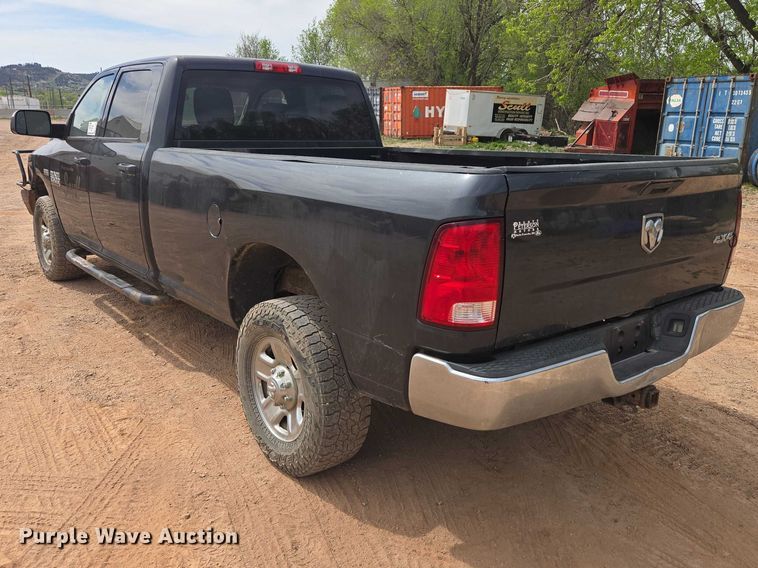 image for item EB1445 2014 RAM 2500HD Crew Cab pickup truck