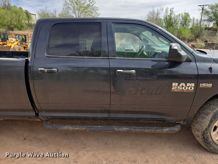 image for item EB1445 2014 RAM 2500HD Crew Cab pickup truck