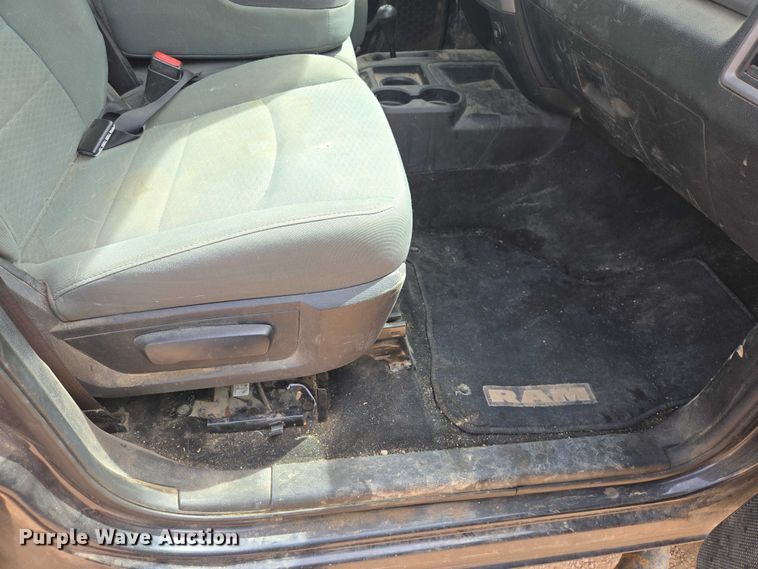 image for item EB1445 2014 RAM 2500HD Crew Cab pickup truck