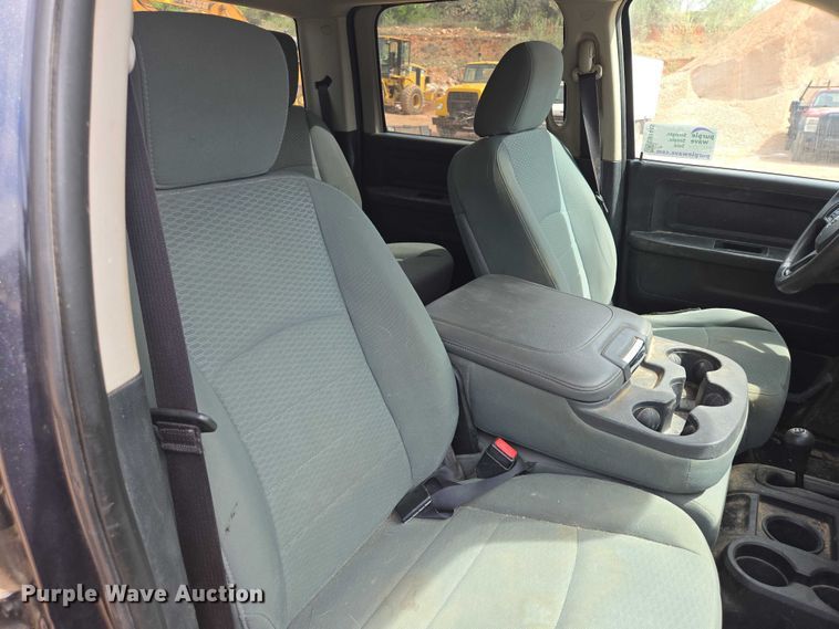 image for item EB1445 2014 RAM 2500HD Crew Cab pickup truck