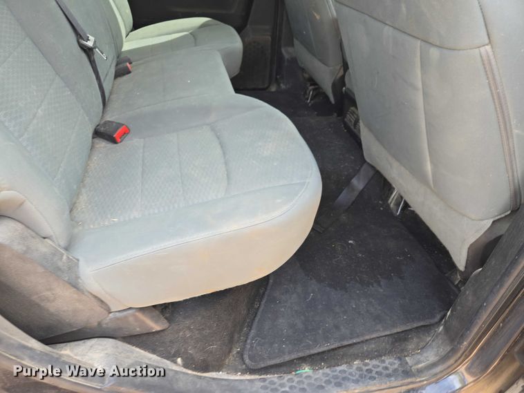 image for item EB1445 2014 RAM 2500HD Crew Cab pickup truck